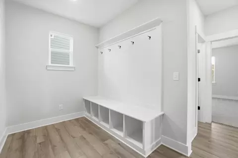 Entry Way - 3726 Rocketts Ridge Dr, Sandy Hook, VA 23153 photo 8 of 8