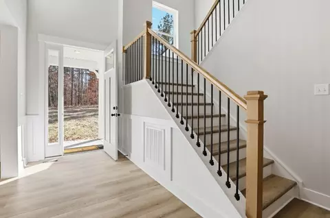 Entry Way - 3726 Rocketts Ridge Dr, Sandy Hook, VA 23153 photo 2 of 8