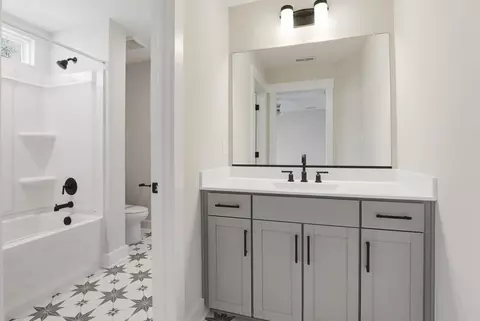 Bath - 3726 Rocketts Ridge Dr, Sandy Hook, VA 23153 photo 6 of 8