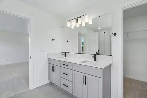Bath - 23962 36th Ave SE, Bothell, WA 98021 photo 3 of 5