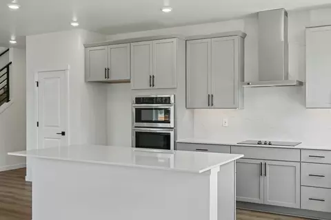 Kitchen - 23962 36th Ave SE, Bothell, WA 98021 photo 5 of 5