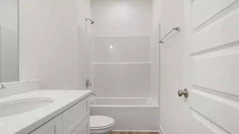 Bath - 19 Crest Dr, Miramar Beach, FL 32550 photo 7 of 8