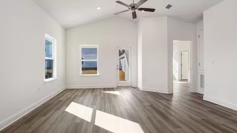 Living - 19 Crest Dr, Miramar Beach, FL 32550 photo 3 of 5