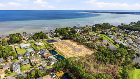 View/Area - 19 Crest Dr, Miramar Beach, FL 32550 photo 4 of 6
