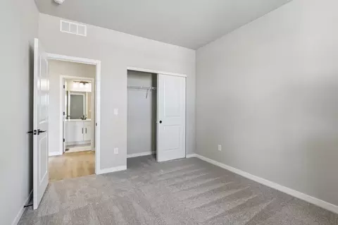 Bedroom - 398 Rustic Barn Ln, Berthoud, CO 80513 photo 8 of 14