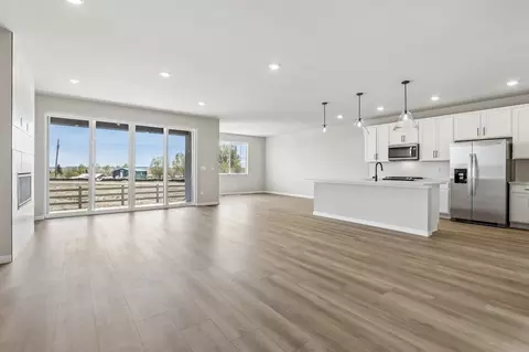 Living - 398 Rustic Barn Ln, Berthoud, CO 80513 photo 3 of 6