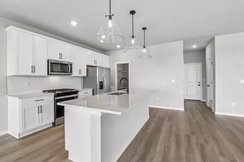 Kitchen - 398 Rustic Barn Ln, Berthoud, CO 80513 photo 1 of 8