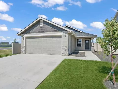 1578 SW Silverstone Ave, Mountain Home, ID 83647