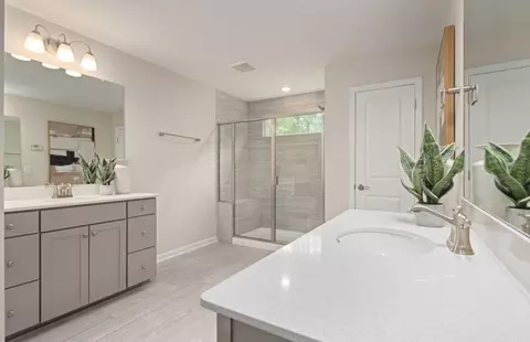 Bath - 5909 Leesville Rd, Durham, NC 27703 photo 3 of 3