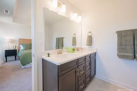 Bath - Shadwell Dr., Roanoke, VA 24019 photo 2 of 4