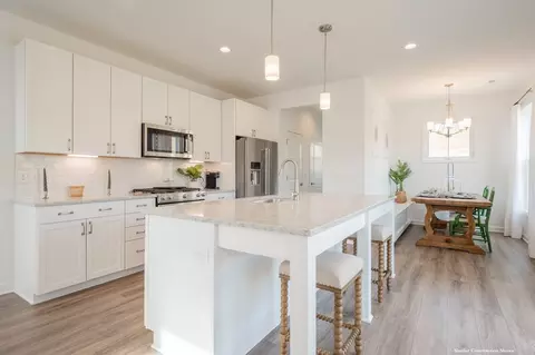 Kitchen - Shadwell Dr., Roanoke, VA 24019 photo 2 of 2