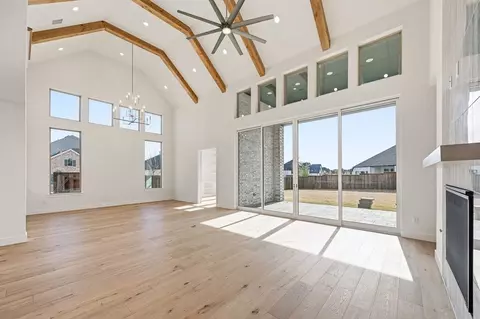Living - 2113 Tupelo Trl, Argyle, TX 76226 photo 2 of 8