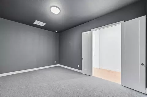 Bedroom - 2113 Tupelo Trl, Argyle, TX 76226 photo 2 of 2