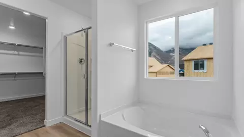 Bath - 1823 E 920 N #424, Salem, UT 84653 photo 3 of 7