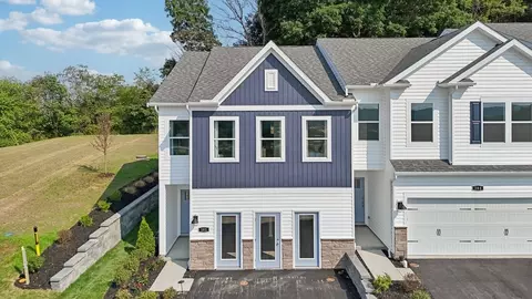 114 River Ridge Dr, Moon Township, PA 15108