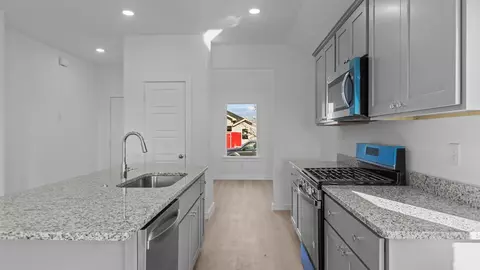 Entry Way - 7304 9th St, Lubbock, TX 79416 photo 1 of 3