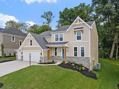 186 Farmstead Blvd, Springboro, OH 45066