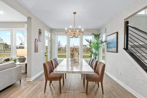Dining - 186 Farmstead Blvd, Springboro, OH 45066 photo 2 of 3