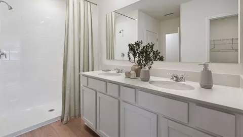 Bath - Doire Drive, Saint Cloud, FL 34769 photo 1 of 2