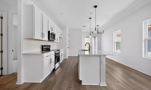 Kitchen - 4304 Masthead Ave, Rockledge, FL 32955 photo 3 of 5