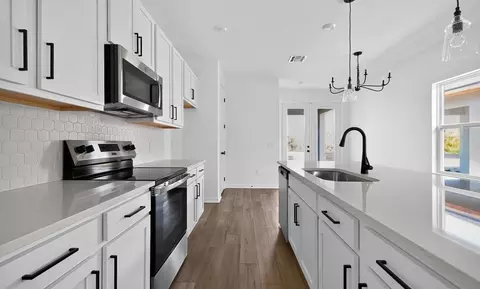 Kitchen - 4304 Masthead Ave, Rockledge, FL 32955 photo 4 of 5