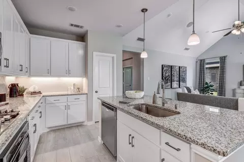 Kitchen - 2101 Baxter Rd, Celina, TX 75009 photo 5 of 9
