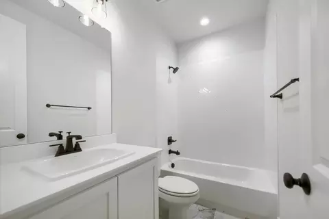 Bath - 4800 Triadic Ln, Prosper, TX 75078 photo 3 of 10