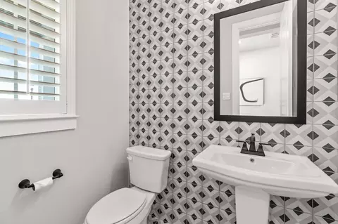 Bath - 4800 Triadic Ln, Prosper, TX 75078 photo 5 of 10