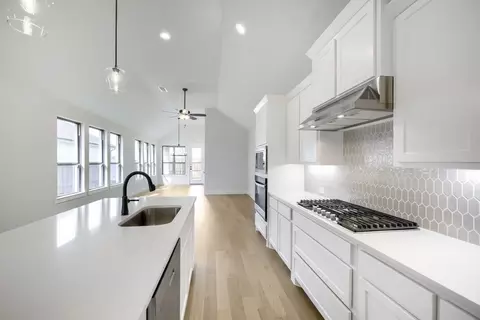 Kitchen - 4800 Triadic Ln, Prosper, TX 75078 photo 4 of 9