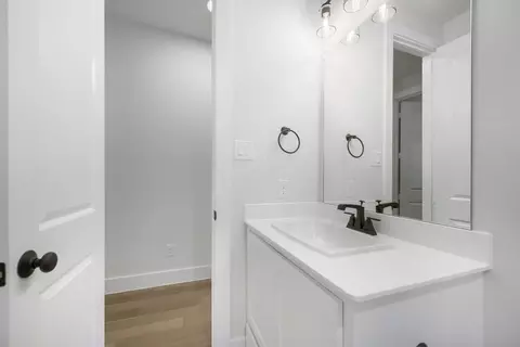 Bath - 4800 Triadic Ln, Prosper, TX 75078 photo 4 of 10