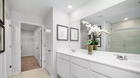 Bath - 2301 Legacy Pointe Blvd, Plainfield, IL 60586 photo 1 of 4