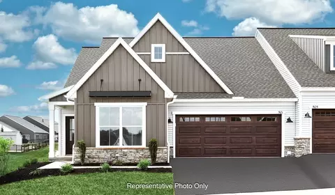 536 Stone Gate Blvd, Annville, PA 17003