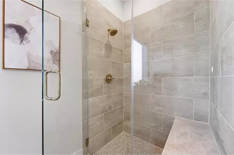 Bath - 7702 Jade Crest Dr, Angleton, TX 77515 photo 13 of 18
