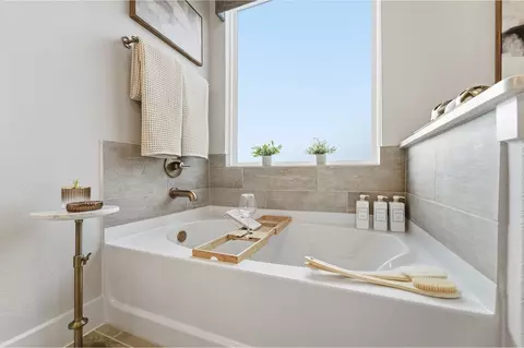 Bath - 7702 Jade Crest Dr, Angleton, TX 77515 photo 8 of 18