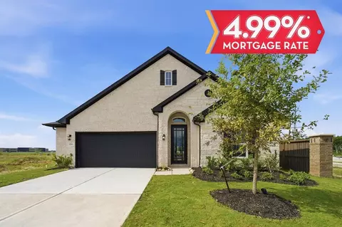 7702 Jade Crest Dr, Angleton, TX 77515