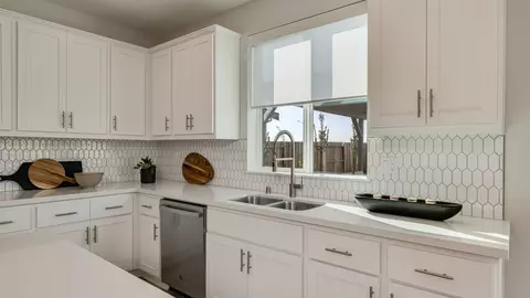 Kitchen - 3230 Oak Trail Dr, Manteca, CA 95337 photo 4 of 13
