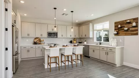 Kitchen - 3230 Oak Trail Dr, Manteca, CA 95337 photo 11 of 13