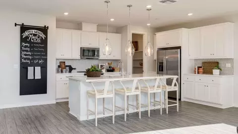 Kitchen - 3230 Oak Trail Dr, Manteca, CA 95337 photo 8 of 13
