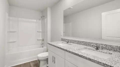 Bath - 135 Ellerston Dr, Evans, GA 30809 photo 3 of 6