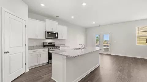 Kitchen - 135 Ellerston Dr, Evans, GA 30809 photo 1 of 5