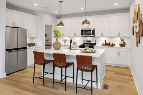 Kitchen - 2264 Esplanade St, Union, KY 41091 photo 2 of 3