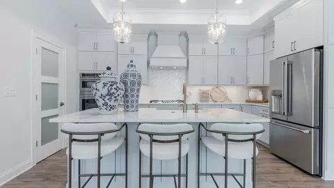 Kitchen - 370 Arthur Dr, Canton, GA 30115 photo 1 of 10