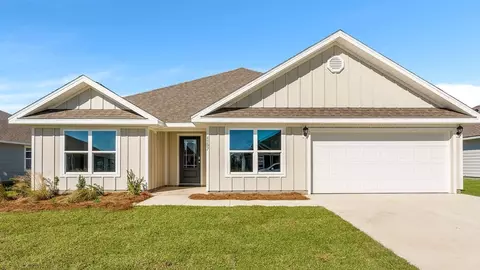 2201 Sunny Hills Blvd, Chipley, FL 32428