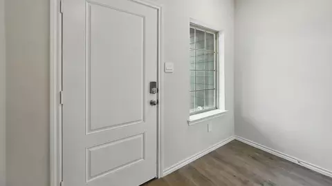 Entry Way - 232 Pheasant Run Rd, Terrell, TX 75160 photo 2 of 4