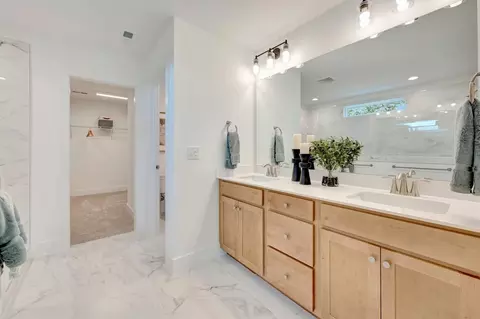 Bath - 35 Coco Ln, Clayton, NC 27520 photo 1 of 2