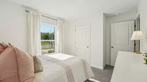 Bedroom - 13610 Fenwick Stream Dr, Wimauma, FL 33598 photo 3 of 18