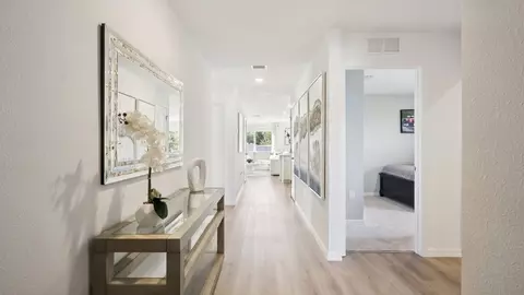 Entry Way - 13610 Fenwick Stream Dr, Wimauma, FL 33598 photo 6 of 7