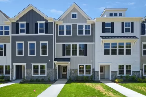 101 Gibraltar Dr, Waynesboro, VA 22980