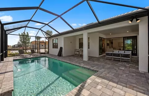 Exterior - 17470 Luminous Ave, Venice, FL 34293 photo 14 of 18