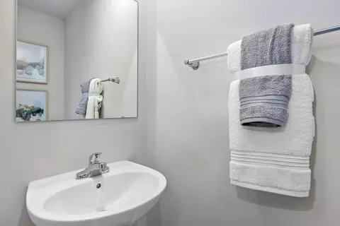 Bath - 1435 Silverleaf Oak St, Sidney, OH 45365 photo 1 of 4